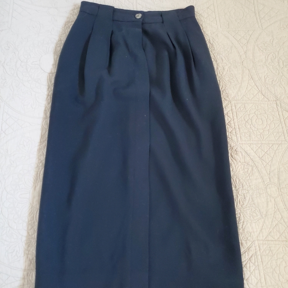Wool skirt